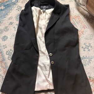 Women's Black Sleeveless Blazer